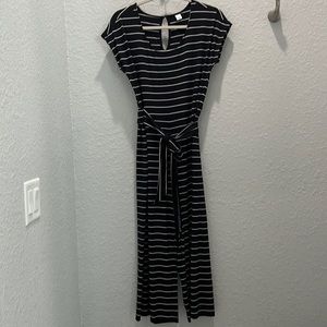 Old navy crop jumpsuit never worn